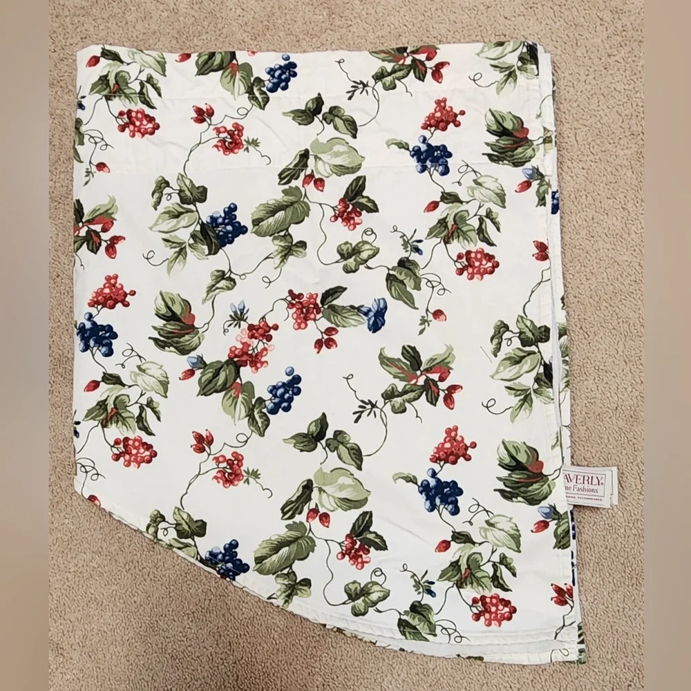 Waverly Home Fashion 2 Grapes Valance